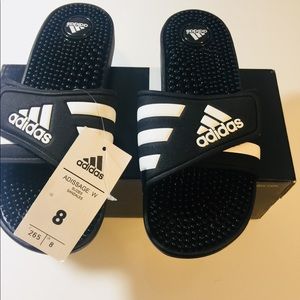 Adidas Adissage Black and White Slide Size 8.